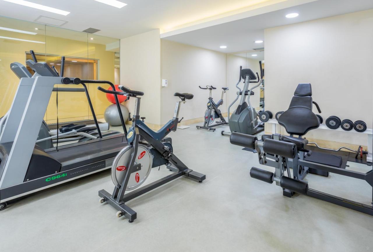 فندق جي إتش إل كابيتال بوغوتا المظهر الخارجي الصورة A gym at a hotel